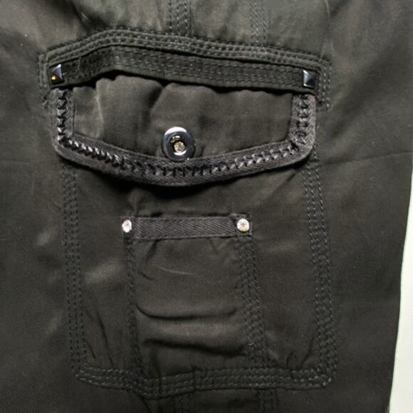 NWT WHBM Black Crop Pants Sz 10 Rhinestone Stud Cargo Style Embellished - Picture 9 of 15